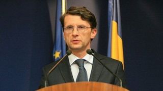 Purtatorul de cuvant al BNR s-a despartit de Melania Medeleanu, dar si-a recuperat datoria de la ea! Dan Suciu o impumutase cu 10.000 de euro pe vedeta TV