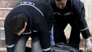 Student găsit mort &icirc;n camera de cămin, &icirc;n Complexul Grozăveşti din Capitală. Poliţiştii iau &icirc;n calcul sinuciderea