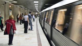 Program prelungit la metrou cu ocazia meciului Romania - Polonia
