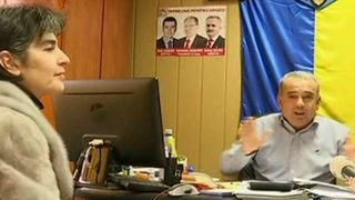 S-a luptat pentru dreptul ei in instanta. Autoritatile au decis ca Primaria trebuie sa-i inchirieze o masina de teren ca sa mearga pe drumul desfundat din comuna