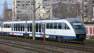 Descinderi la CFR. Mai mulţi angajaţi sunt suspectaţi că au furat tone de motorină din locomotive
