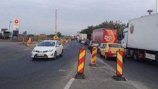 Trafic blocat pe centura Capitalei. Doua tiruri s-au ciocnit