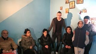 Copiii femeii de serviciu de la Colectiv nu au carti de identitate! Doi din cei 5 orfani nu pot sa isi faca buletinul!