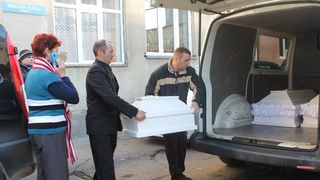 Marturia cutremuratoare a femeii din Rovinari care si-a pierdut 6 copii si sotul, omorati in casa de gaze: "Doamne, azi iarta si odihneste in pace pe toti ingerasii mei!"