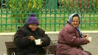 Gest emotionant pentru oamenii strazii. Iata ce inseamna luxul pentru acesti oameni