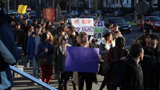Unul dintre organizatorii marsului "Dumnezeu nu face politica" sustine ca ar fi fost amenintat cu moartea. El a depus o plangere penala