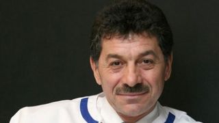 Decaderea unei familii de milionari! Imperiul creat de Vonica e in pragul falimentului, dupa ce blestemul s-a abatut asupra afaceristilor din Sibiu: sotul s-a sinucis, nevasta e anchetata