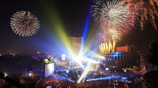 Lista celor mai scumpe Revelionane organizate de primari! Pentru ca e campanie, petrecerile incep mai devreme! Alesii cheltuie milioane de la buget