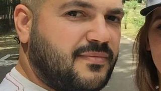 Un profesor de generala din Barlad avea discutii cu aluzii sexuale cu elevele sale. "O vreau pe mama ta cel mai mult" - Ce propuneri le facea si ce spun colegii lui despre el