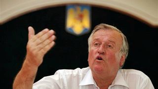 A murit Lorin Fortuna, celebrul revolutionar care vorbea periodic cu extraterestrii. Avea 67 de ani