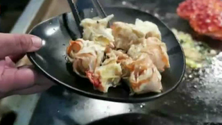In postul Craciunului, o dilema le da mari batai de cap unora: fructele de mare or fi sau nu de post?