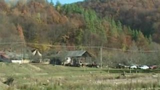 Doi soti din Arad sustin ca sunt mostenitorii unui sat intreg. DNA face lumina in acest caz