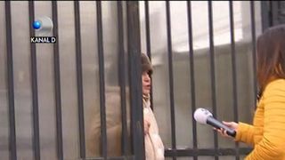 Unui preot i s-au furat sute de mii de euro, in doar cateva clipe, chiar din Biserica