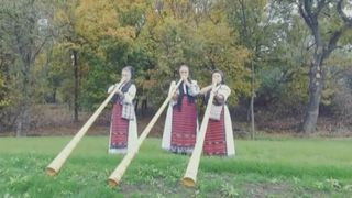 Ei sunt averea tarii noastre! Mesterii care duc mai departe traditiile si obiceiurile romanesti. Ei sunt tezaurele vii ale Romaniei