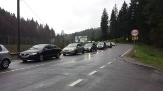 Aglomeratie pe Valea Prahovei. Se circula in coloana intre Sinaia si Busteni. Traficul este intens si in judetul Alba, pe DN1