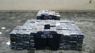 Aproape sase tone de droguri confiscate si peste 430 de traficanti pusi sub acuzare in primele zece luni ale anului