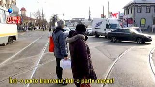 Treceri de pietoni care duc nicaieri. Dorel a transformat zebrele din oras in ... "opere de arta abstracta"