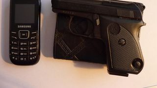 Dolj: Barbatul care a ucis doi oameni si a ranit alti doi, iar apoi s-a sinucis vindea arme pe forumuri pentru motociclisti