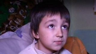 El este copilul erou de la Vaslui care si-a salvat surorile din incendiu: "Era foc in casa, nu mi-a fost frica"