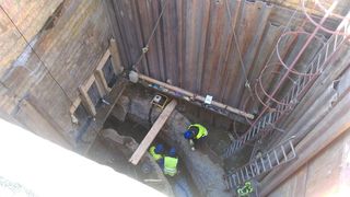 Canalizarea "capcana" din sub asfalt. Bucurestiul este in pericol: colectoarele si carosabilul se pot surpa oricand