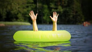 Un barbat a fost gasit mort in Lacul Morii din Bucuresti. Omul avea 40 de ani