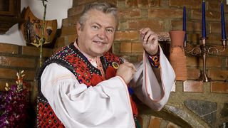 Gheorghe Turda castiga bani frumosi si din muzica