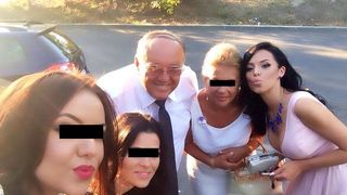 Corina are o familie frumoasa si influenta