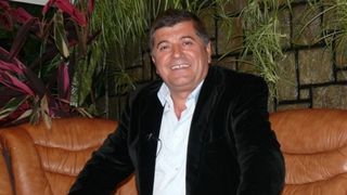 Dupa 12 ani de condus statiunea Busteni, Emanoil Savin a dat lovitura si a devenit senator!