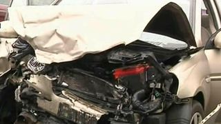 Doi barbati au scapat ca prin minune dintr-un accident cumplit. Ce s-a intamplat. E cosmarul oricarui sofer!