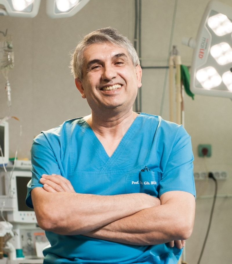 Profesorul Burnei e acuzat ca a lasat-o pe Amira invalida