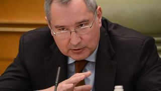 Desi are interdictie, vicepremierul rus Dmitri Rogozin a trecut, din nou, prin spatiul aerian romanesc. Reactia MAE