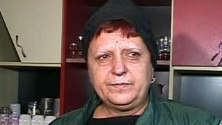 Drama prin care trece aceasta femeie din Arges. Baietii ei sunt in coma in strainatate si nora ei a murit. Nu are bani nici macar sa se duca la ei