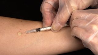 Primul caz confirma de gripa din Galati. O femeie de 38 de ani a murit. Pacienta nu era vaccinata antigripal