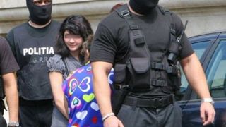 Schimbarea incredibila a "elevei criminale"! Uite cat de bine arata astazi Alexandra, tanara care si-a omorat mama cu toporul