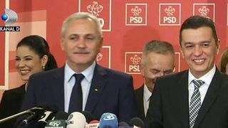 Lista noului guvern a fost anunţată, iar conferinţa de presă a adus multe suprize. Imaginile care le-au scăpat celorlalte televiziuni le vedeţi aici!