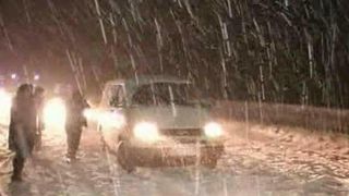 Afara viscolea, inauntrul primariei batea.. vantul! Ce s-a intamplat in cateva primarii din judetul Braila in timpul avertizarii de cod rosu