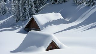 Codul galben de viscol a fost prelungit in 14 judete pana sambata, la ora 10.00