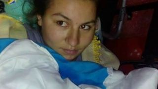 Au trecut prin infern! Doua gravide, ramase izolate in nameti, au fost salvate azi noapte in Constanta. Una dintre ele a devenit mama in drum spre spital