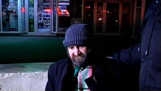 Viata pe strazi la -19 grade. Oamenii strazii duc o lupta pentru supravietuire: "Ma plimb sa nu mor de frig"