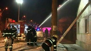 Incendiu puternic in Timisoara. O femeie a ramas fara locuinta in mijlocul iernii