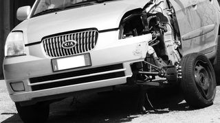 Accident grav in apropiere de Urziceni. O persoana a murit, iar alte trei au ramas incarcerate in masini