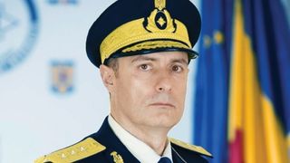 Presedintele Klaus Iohannis a semnat decretele de eliberare din functie si de trecere in rezerva a lui Florian Coldea