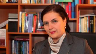 Colectiile fabuloase de arta detinute de parlamentari! O senatoare are tablouri de un sfert de milion de euro, in timp ce un deputat detine lucrari si icoane de 210.000 de euro