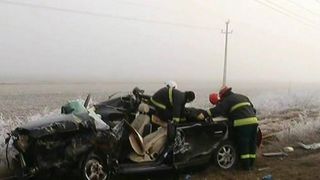 Accident grav pe DN7, in judetul Arad. Trei persoane au fost ranite. Circulatia este blocata