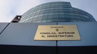 Proiectele privind gratierea si modificările codurilor penale, avizate negativ de CSM