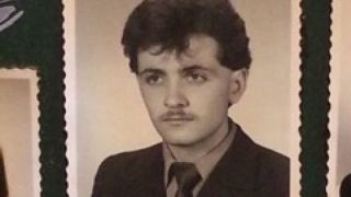 Legendele despre mustata lui Liviu Dragnea sunt reale! Nu si-a dat-o niciodata jos! Doar in Armata l-au ras cu forta: "M-au pedepsit pentru ca saream gardul unitatii"