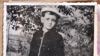 Probabil singura fotografie cu Dragnea fara mustata