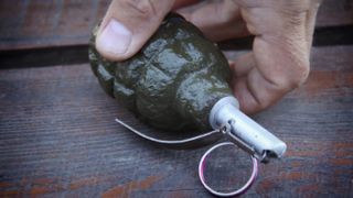 Cinci studenti de la Academia Tehnica Militara din Bucuresti, raniti dupa ce o grenada a explodat