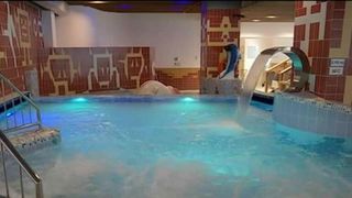 Baile Olanesti, statiunea care a renascut! "Izvoarele de aur" atrag turisti din toata Europa