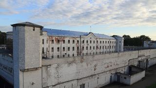 Presedintele CEDO recomanda Guvernului Romaniei sa recurga la eliberari conditionate si la gratieri pentru a rezolva problemele din inchisori